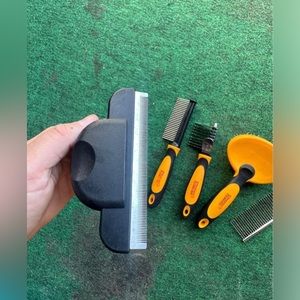 Dog grooming brush set